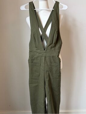 Sincerely Jules Olive Wide-Leg Cross-Back Jumpsuit